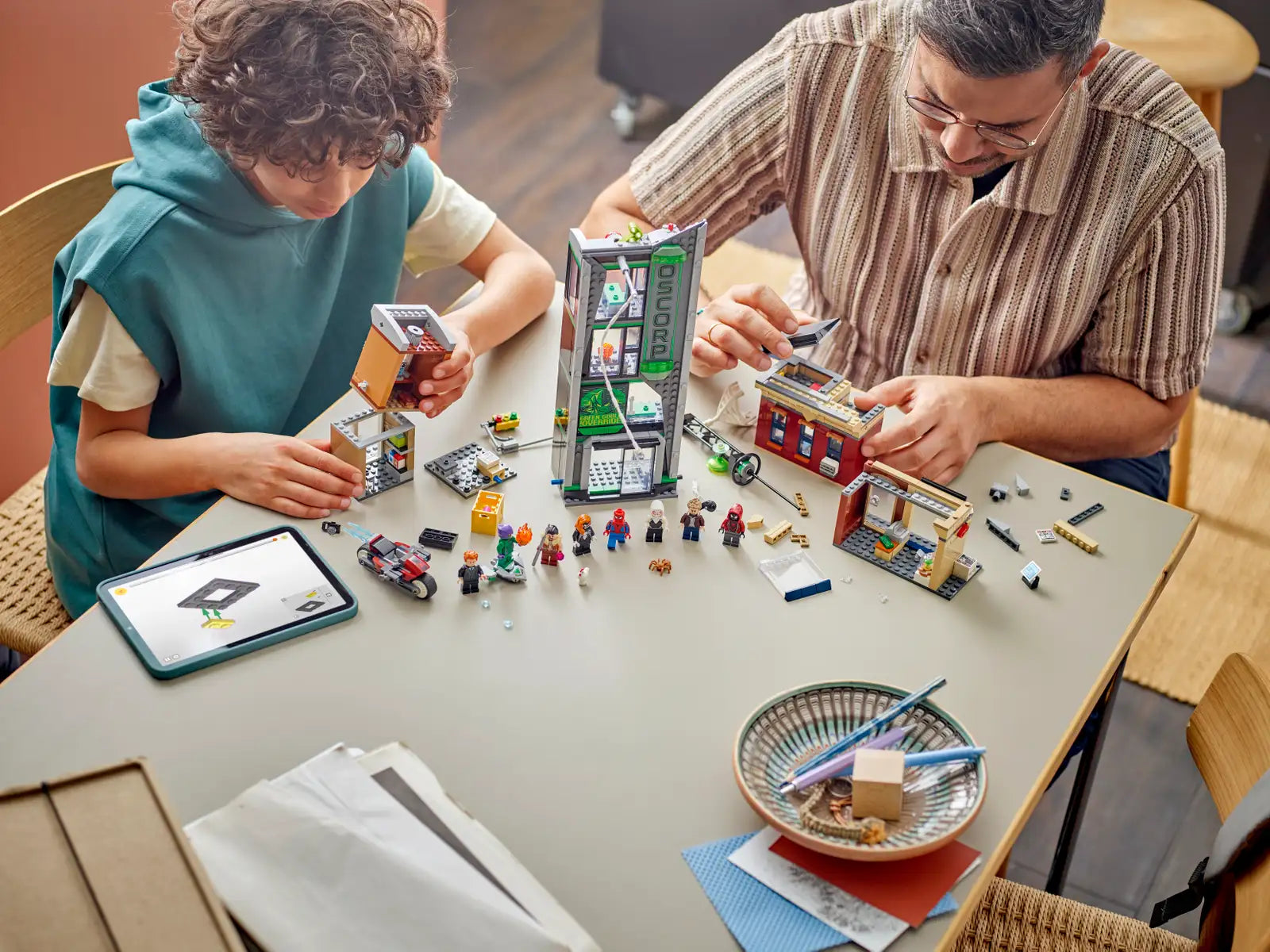 76324 Lego Super Heroes Marvel Spider-Man contro Oscorp