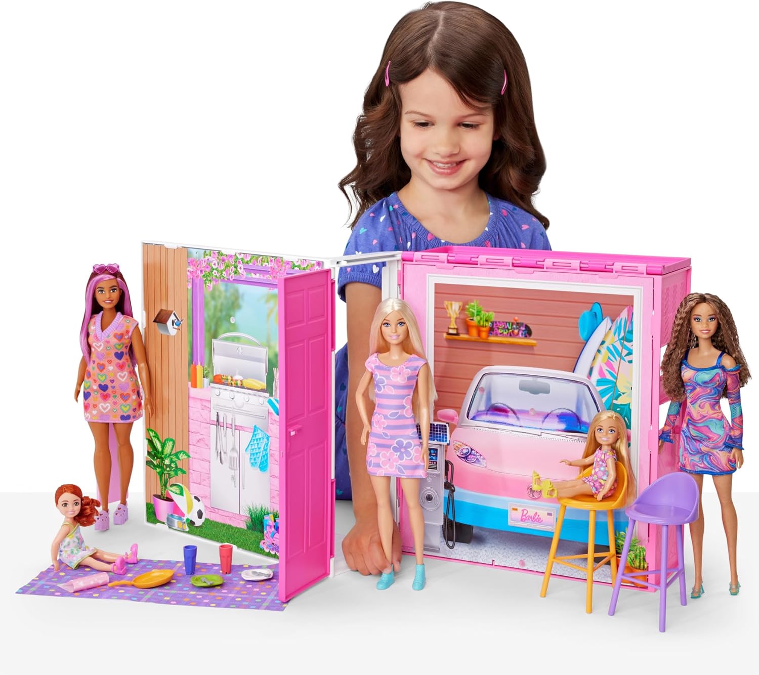Mattel Barbie Loft Casa Vacanze con Bambola Playset Casa Portatile con Accessori