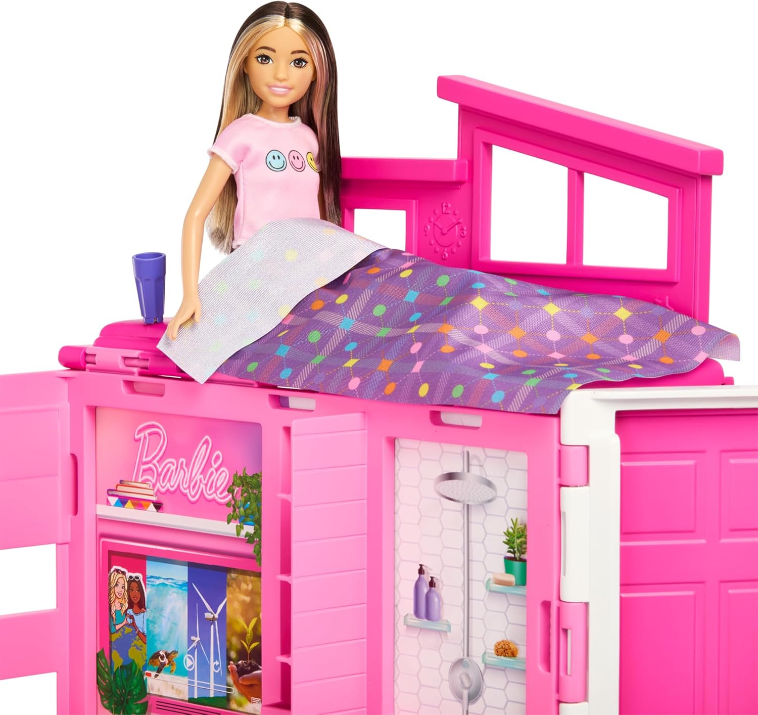 Mattel Barbie Loft Casa Vacanze con Bambola Playset Casa Portatile con Accessori