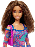 Barbie Fashionistas 206  con Capelli Frisé e Lentiggini Abito Marmorizzato