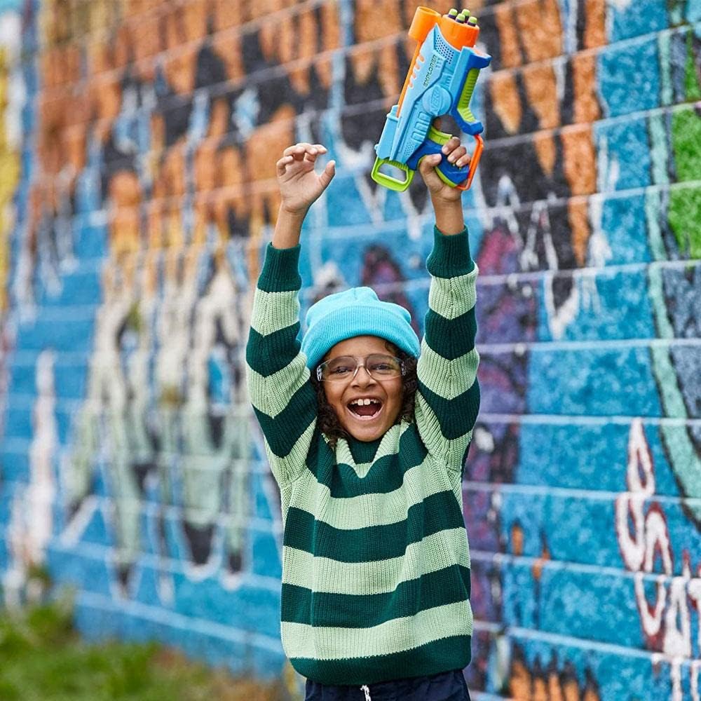 Nerf Elite Junior Explorer  Blaster Facile da Usare con 8 Dardi Inclusi