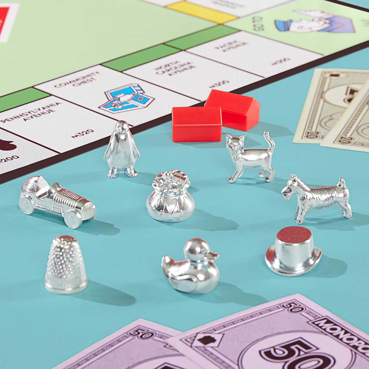 Monopoly Classico Hasbro Gaming  Gioco da Tavolo in Italiano con Pedine Grandi