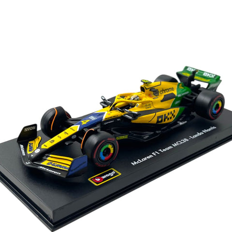 18-38215N Bburago McLaren F1 Team MCL38 #4 Norris con casco Monaco Gran Prix 24