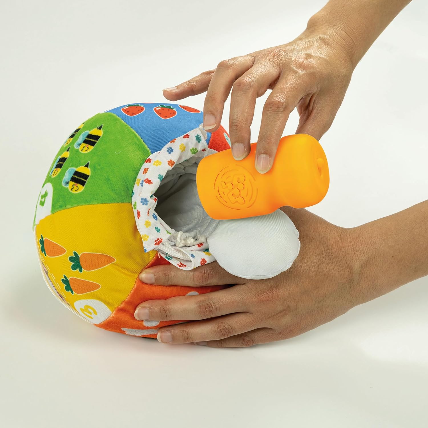 Clementoni Baby  Palla Suona e Canta  Gioco Musicale Interattivo 6+ Mesi