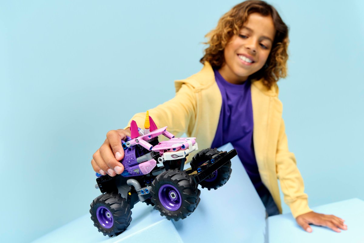 42220 LEGO Technic Monster Jam™ Sparkle Smash™ a retrocarica
