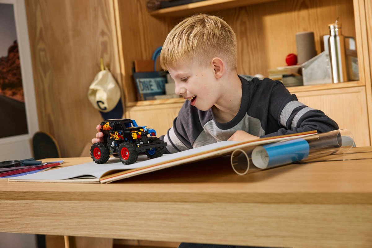 42219 LEGO Technic Monster Jam™ Grave Digger™ Fuoco e Ghiaccio