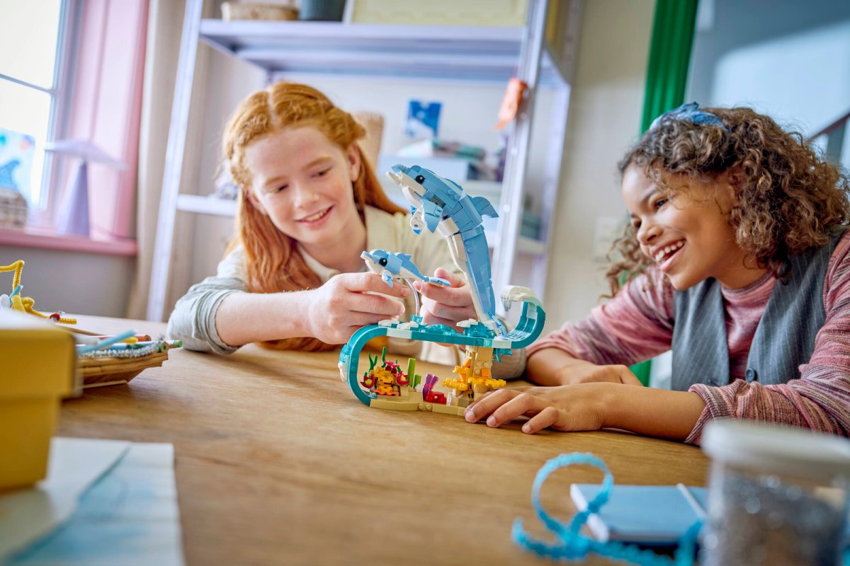 31385 LEGO Creator Animali marini: meravigliosi delfini