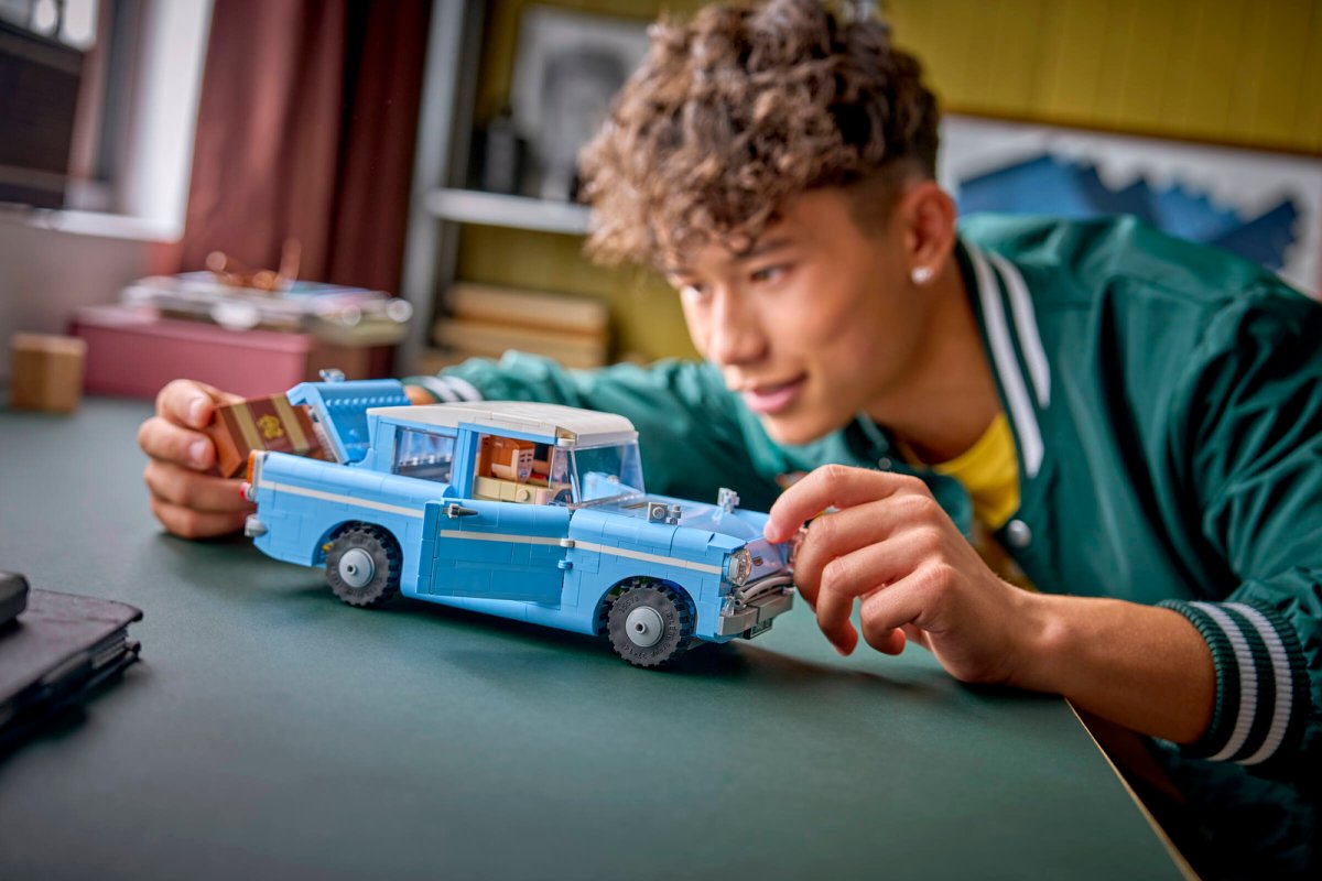76470 LEGO Harry Potter TM Ford Anglia™ volante incantata