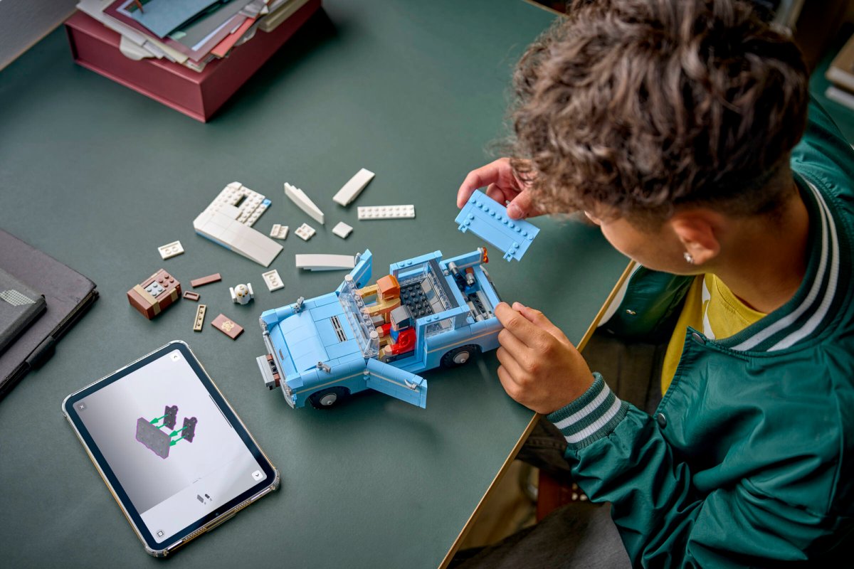 76470 LEGO Harry Potter TM Ford Anglia™ volante incantata