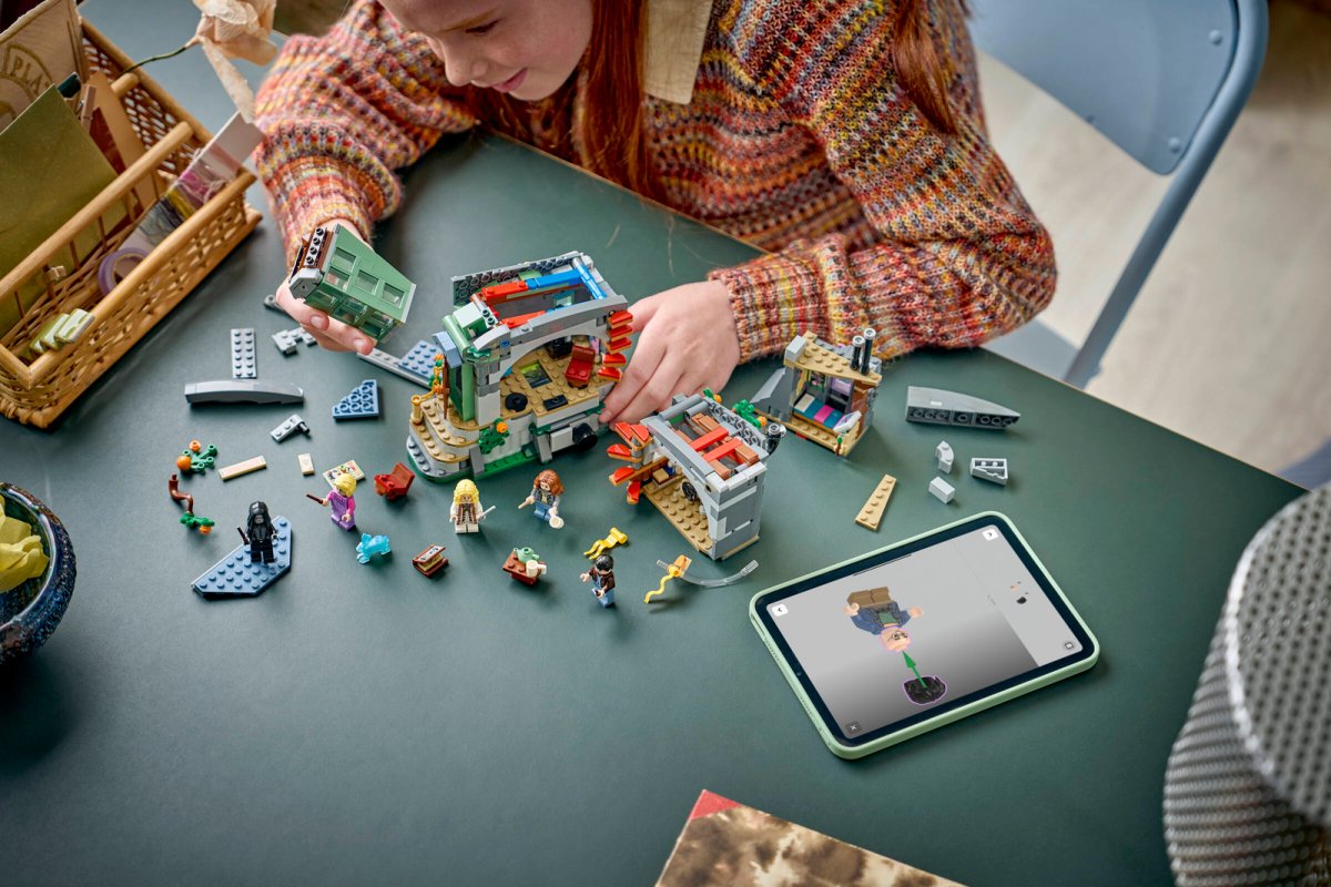 76467 LEGO Harry Potter TM La casa di Luna Lovegood