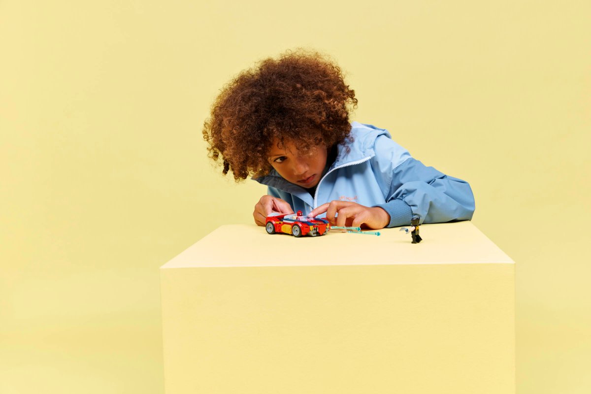 76336 LEGO Super Heroes Marvel Auto di Spider-Man vs. Venomized Wolverine