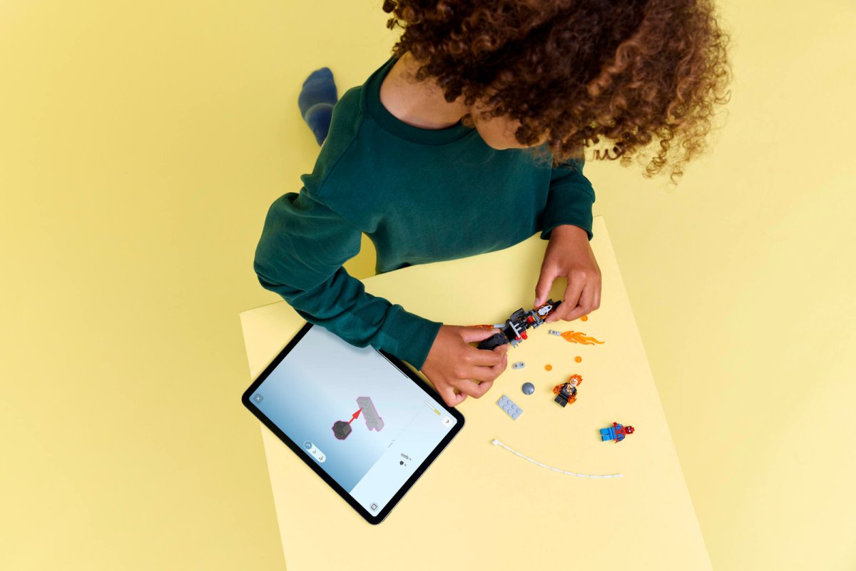 76335 LEGO Super Heroes Marvel Spider-Man vs. Ghost Rider in motocicletta