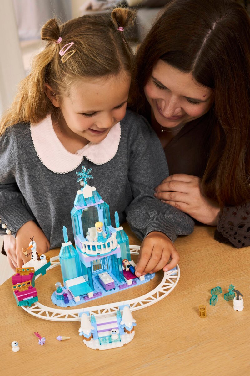 43281 LEGO Disney Princess Castello di ghiaccio di Elsa e avventura sulla neve