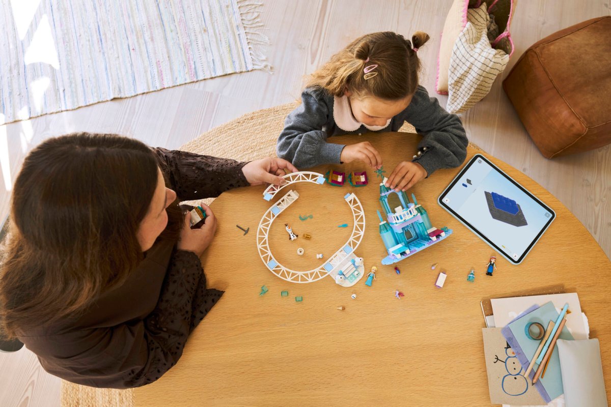 43281 LEGO Disney Princess Castello di ghiaccio di Elsa e avventura sulla neve