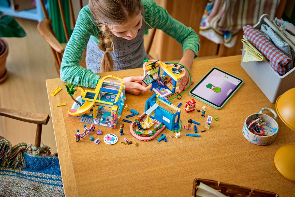 42689 LEGO Friends Casa dell'amicizia di Heartlake City