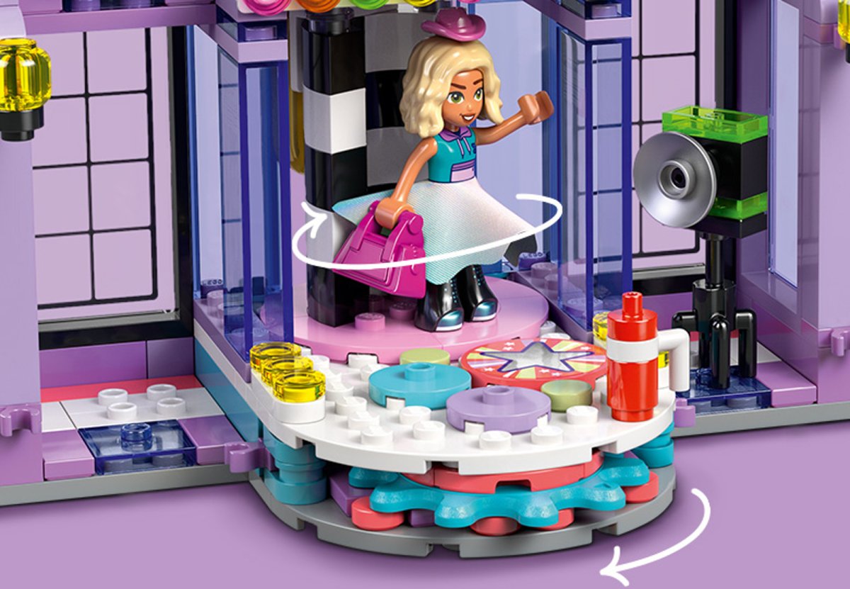 42685 LEGO Friends Fashion Show di Heartlake City