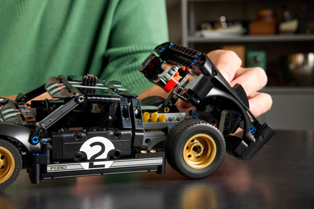 42223 LEGO Technic Auto da corsa Ford GT40 MKII 1966