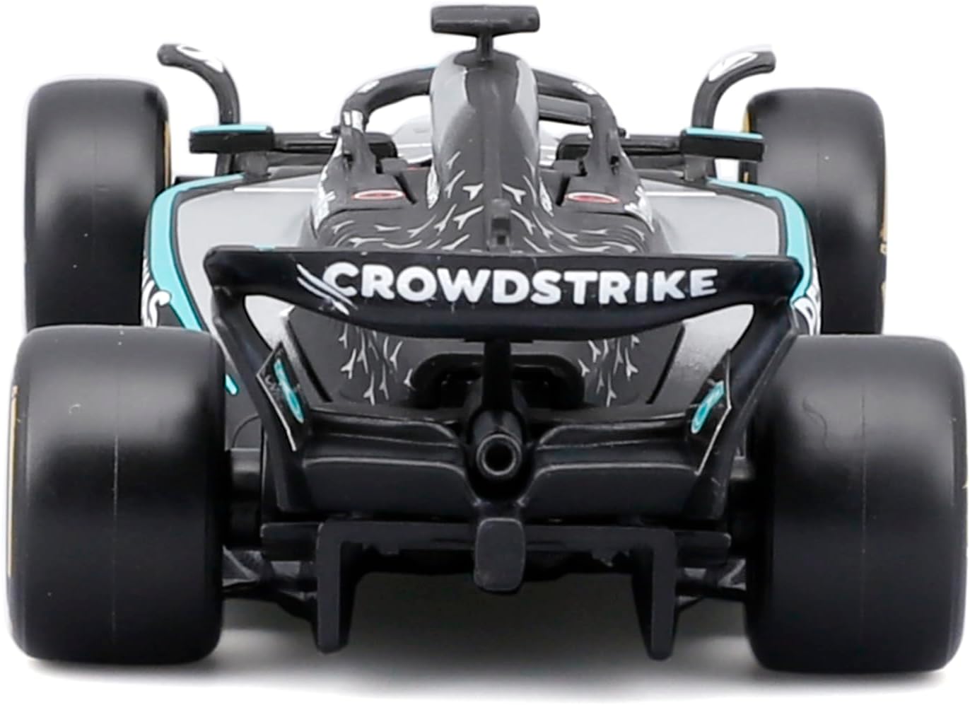 18-38238R Bburago F1 Mercedes-AMG W16 #63 Russell con casco 1:43