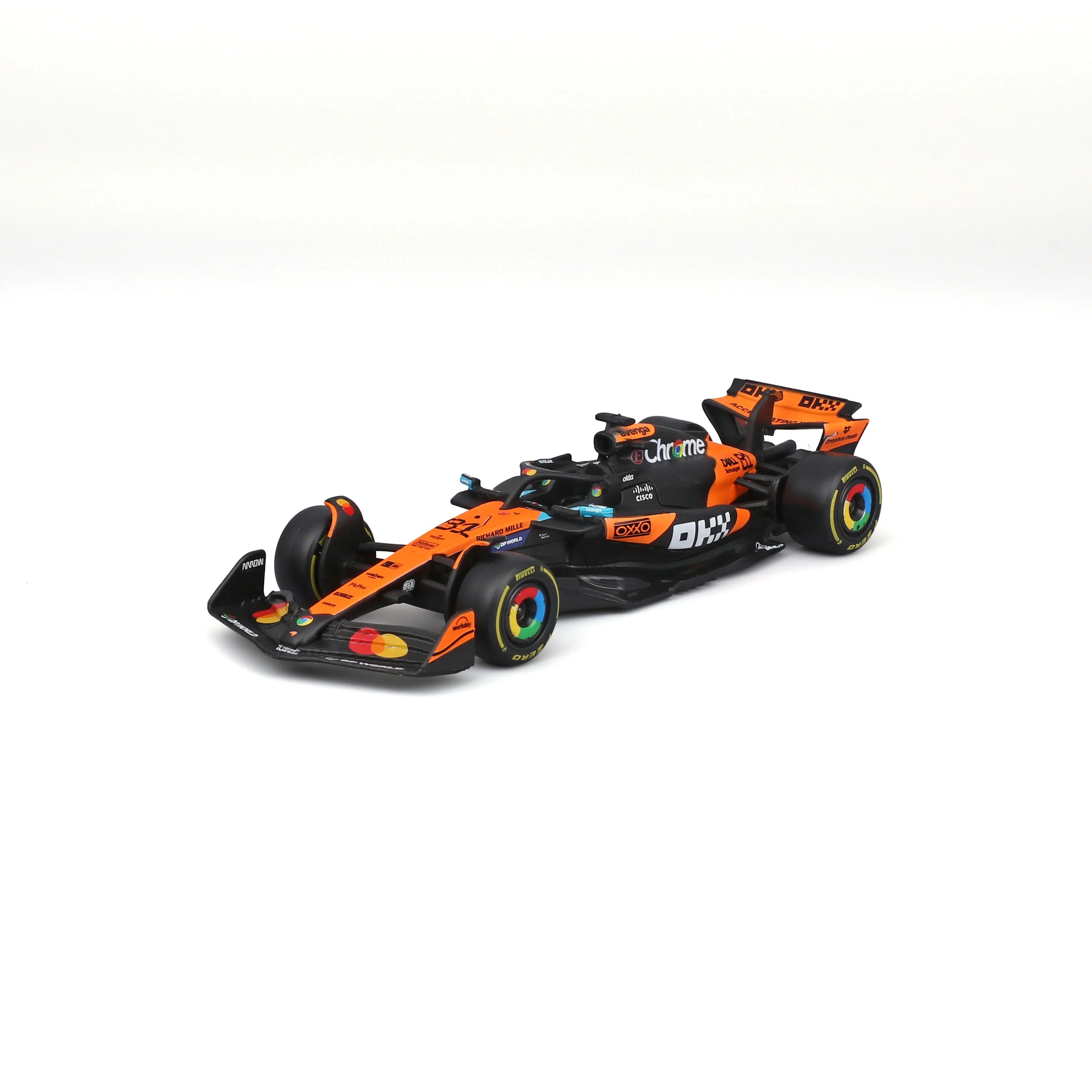 18-38177P Bburago F1 McLaren MCL 39 #81 Oscar Piastri 2025 1:43