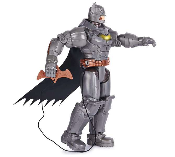 6064833 SPIN MASTER - BATMAN Personaggio Batman Deluxe Battle Strike con suoni i